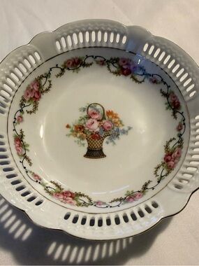 Vintage Schumann Arzberg Bavaria Germany Round Reticulated Porcelain Bowl